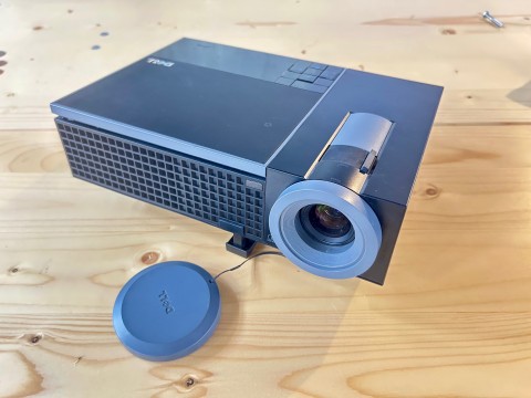 Beamer Dell 1209S